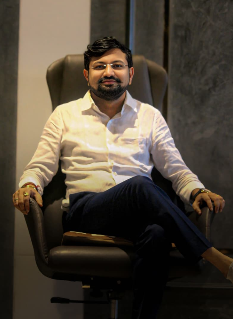 Dr Ravikumar KM