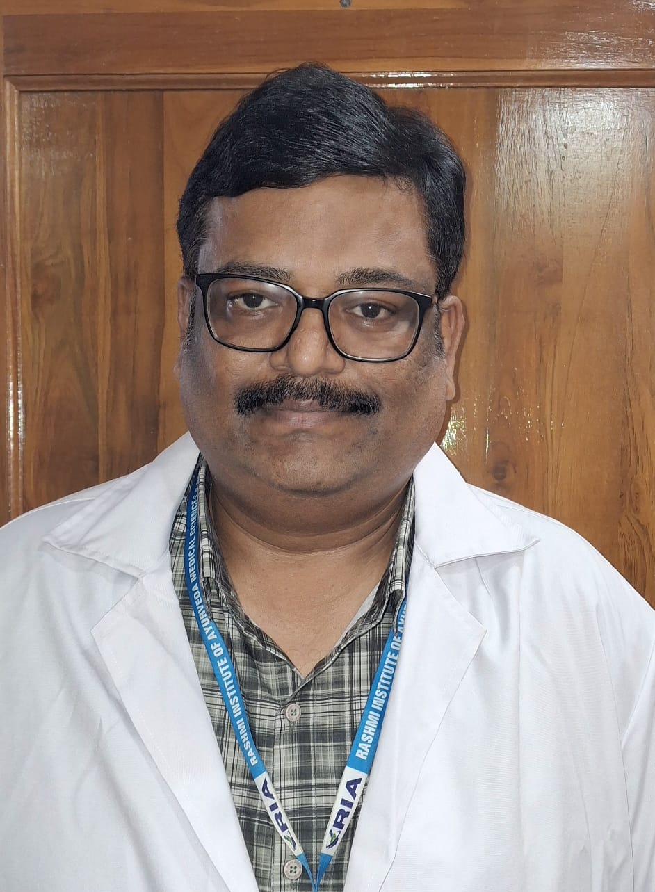 Dr-Hareesh-Principal-PPImage.jpeg